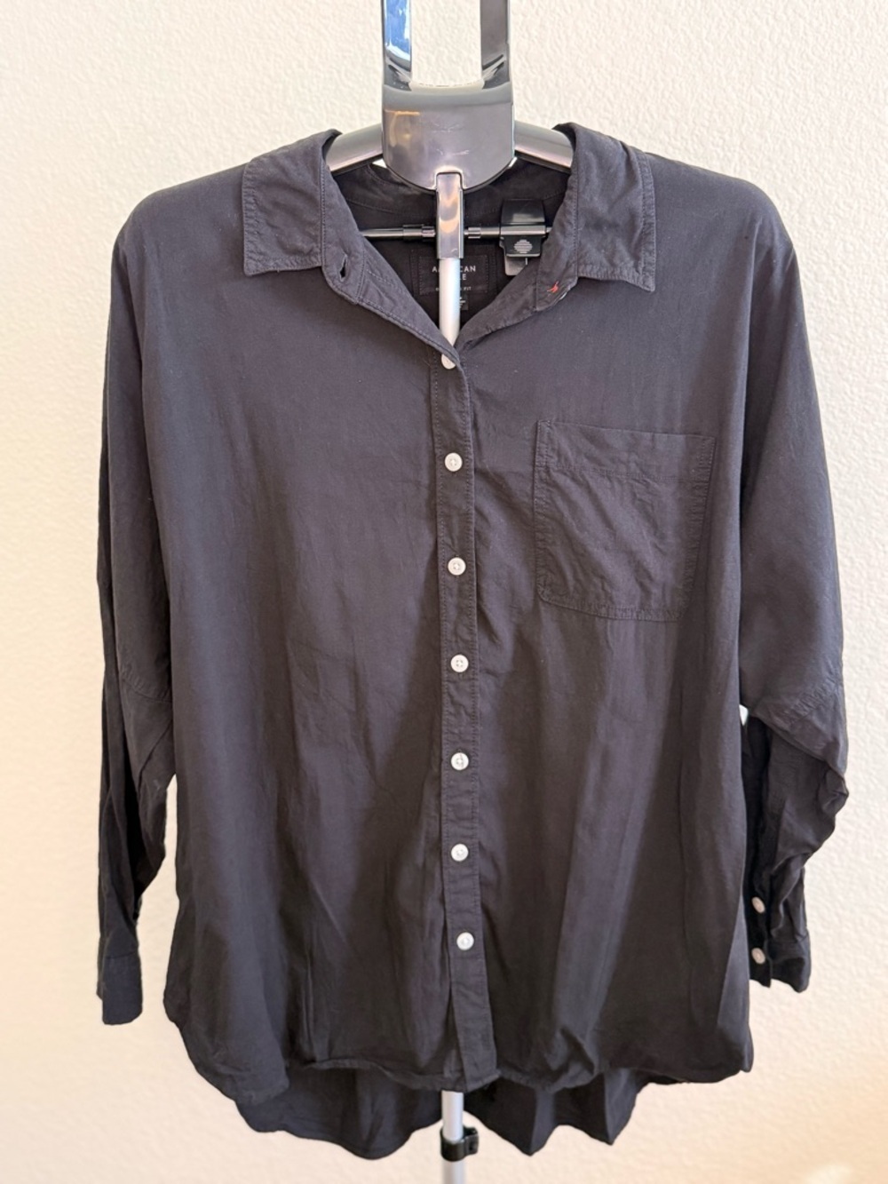 American Eagle Outfitters Men's Black Button-Down Shirt